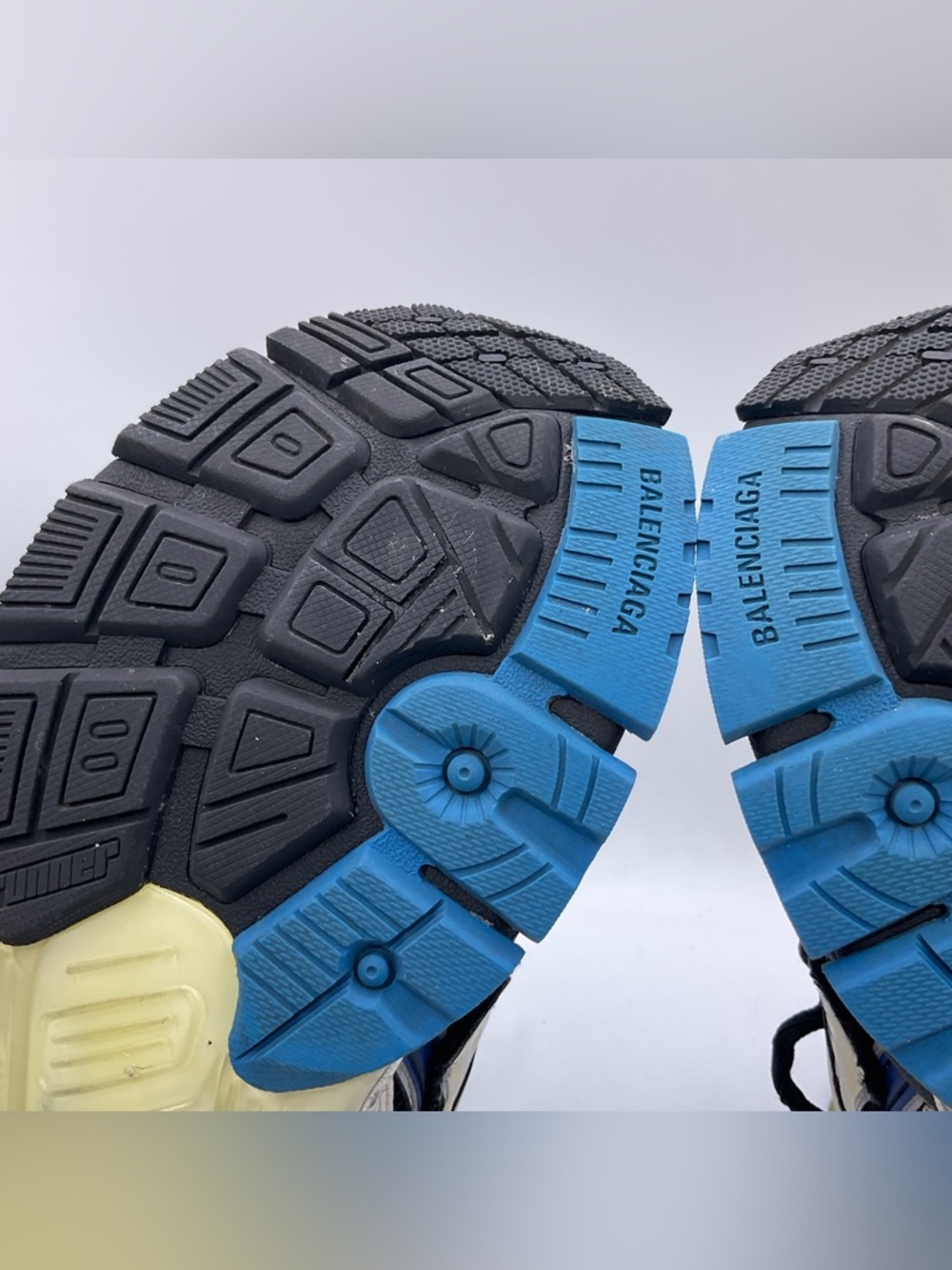 Balenciaga Runner Shoes US 8 / EUR 41 - Picture 9 of 15